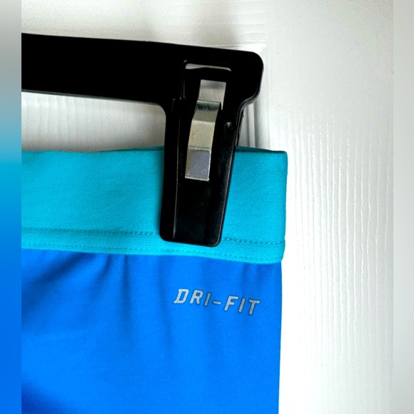 Nike Pro shorts - Picture 3 of 8